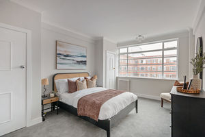 Photo 1- click for photo gallery